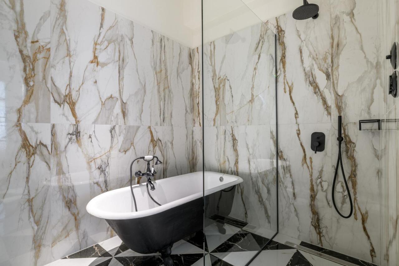 3Bdr Modern Design & Bright Interiors In Plaka Apartment Atena Exterior foto